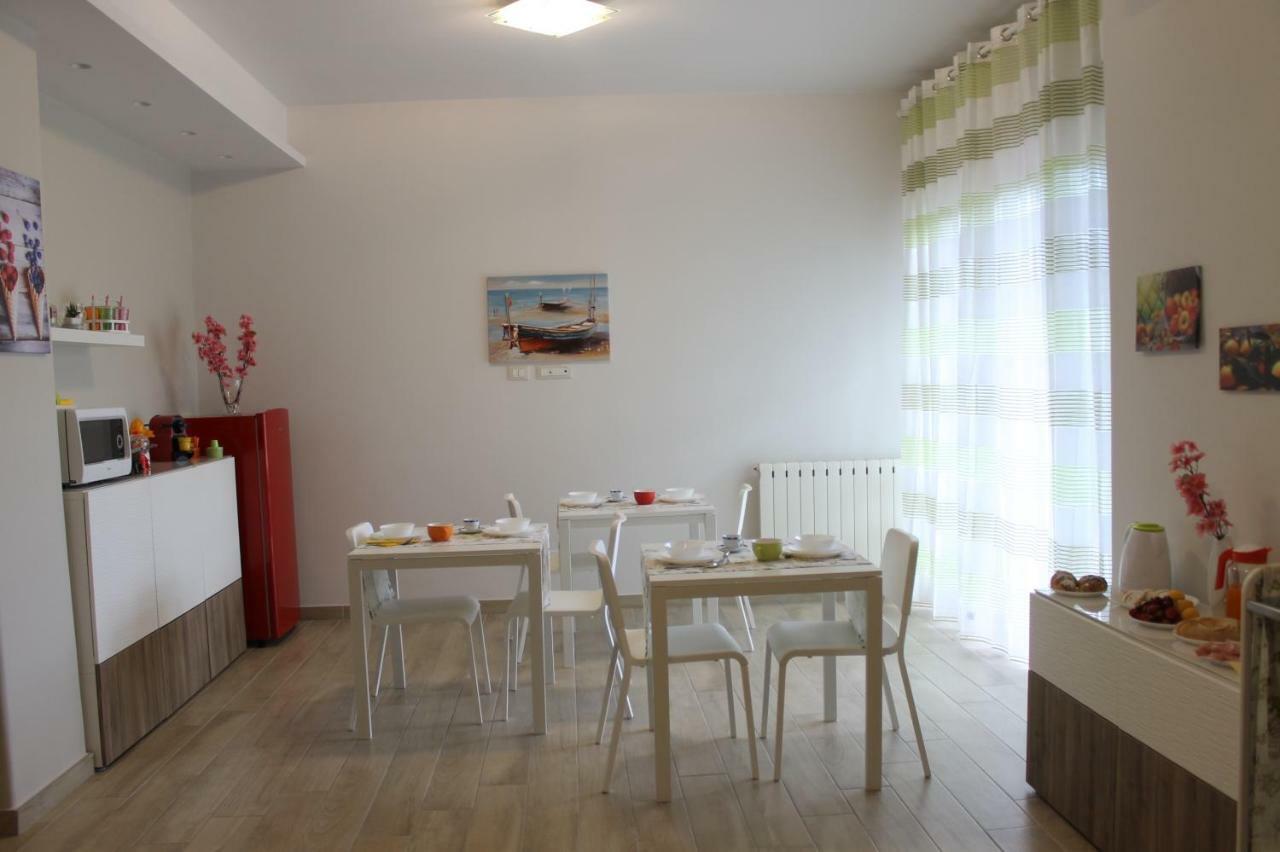 B&B Appiddaveru Aeroporto di Catania Fontana Rossa Esterno foto