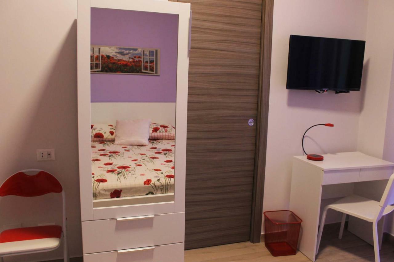 B&B Appiddaveru Aeroporto di Catania Fontana Rossa Esterno foto