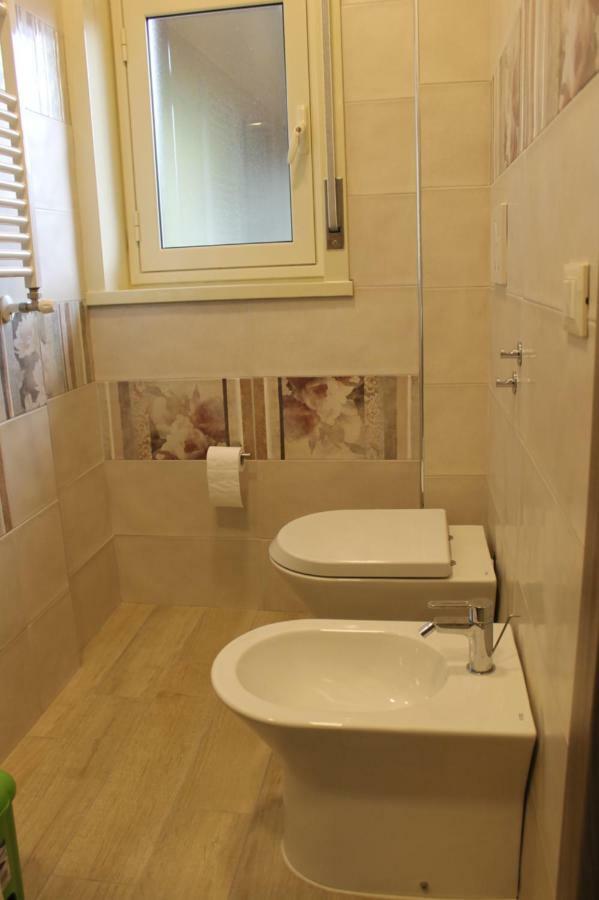 B&B Appiddaveru Aeroporto di Catania Fontana Rossa Esterno foto